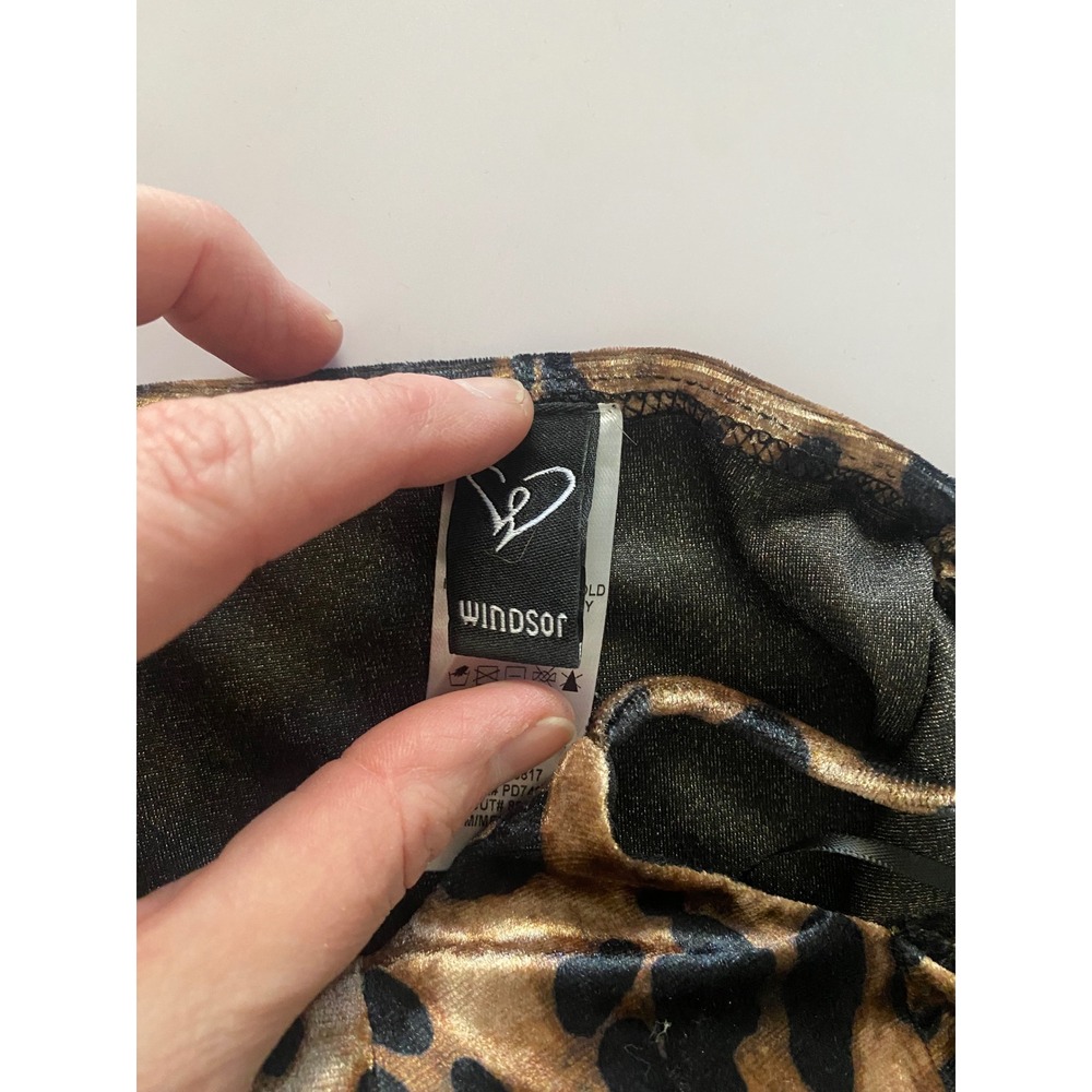 Windsor Leopard Print Velvet Bodycon Mini Dress Spaghetti Straps Sexy‎ - Picture 4 of 7